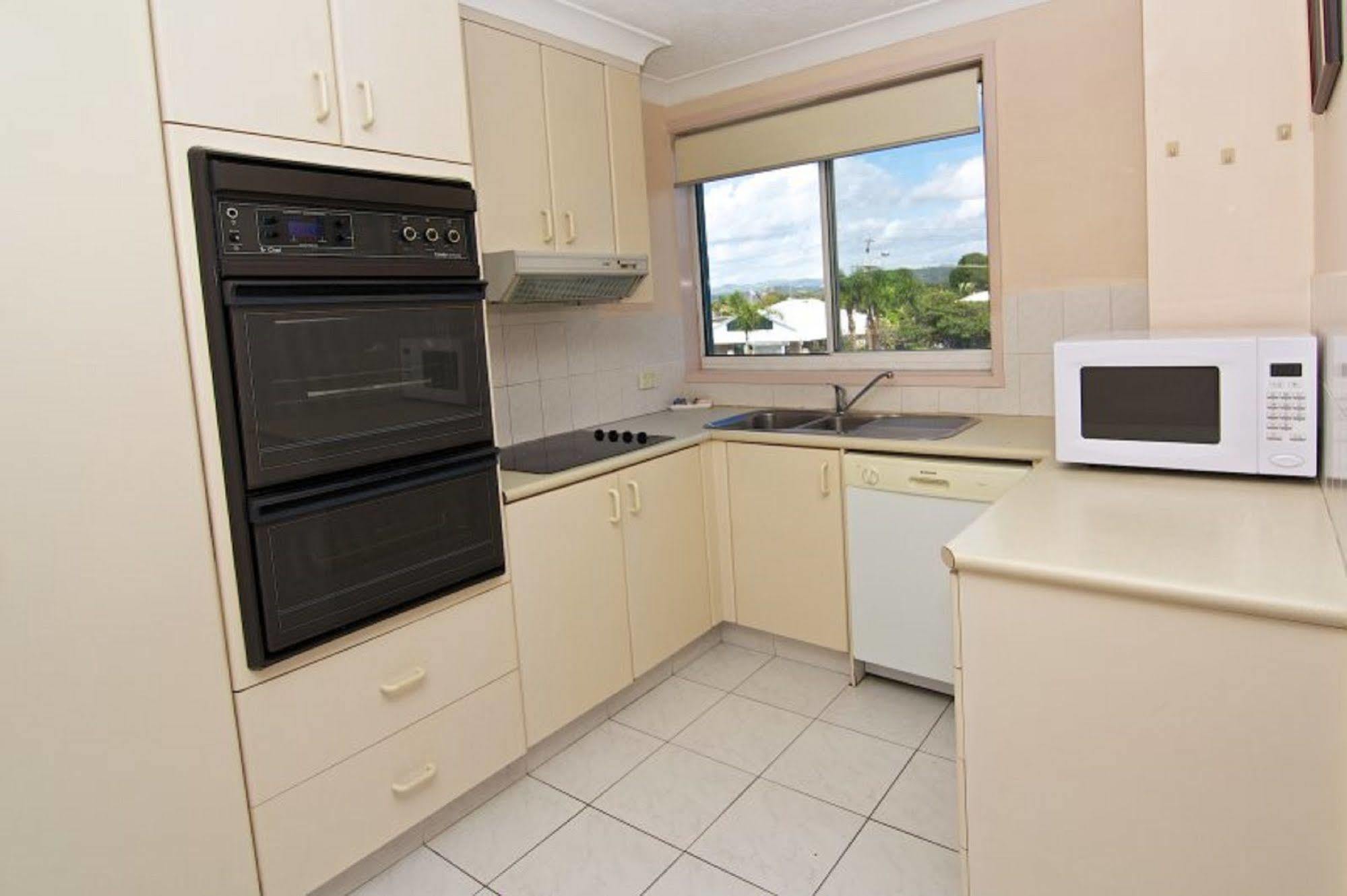 Palm Beach Holiday Resort Gold Coast Extérieur photo